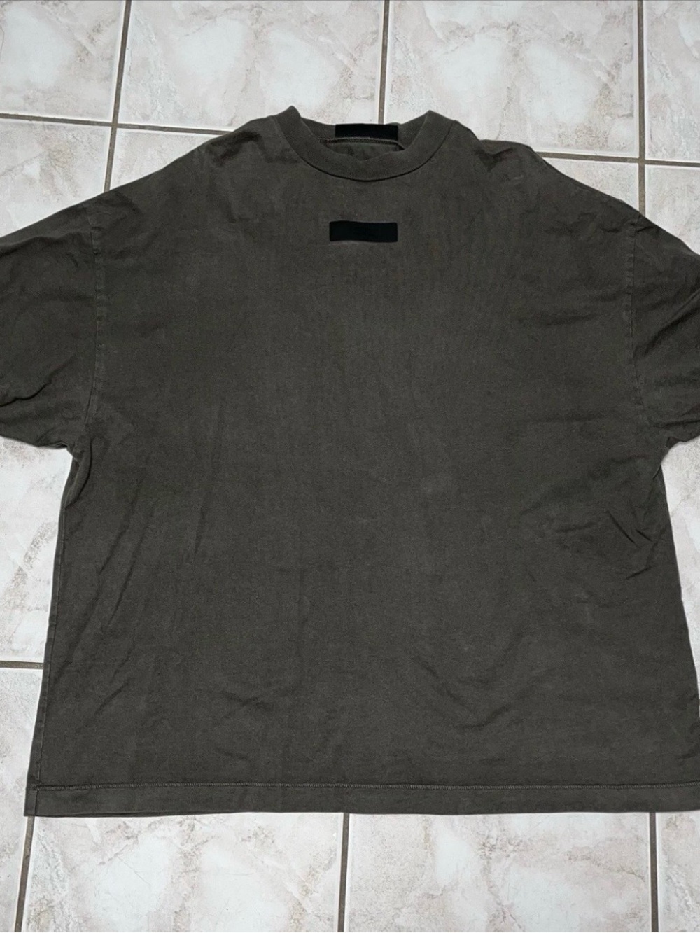 Fear of God Essential T-Shirt Oversized Short Sleeve Men’s Size Small